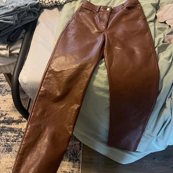 The Wilfred Melina Pant in Cognac 
Size 4 
Lightly worn in great condition - Picture 3 of 4